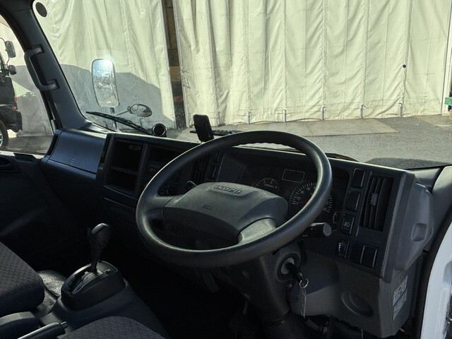 いすゞエルフアルミブロック小型（2t・3t）[写真29]