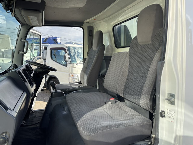 いすゞエルフアルミブロック小型（2t・3t）[写真39]