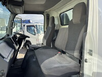 いすゞエルフアルミブロック小型（2t・3t）[写真40]