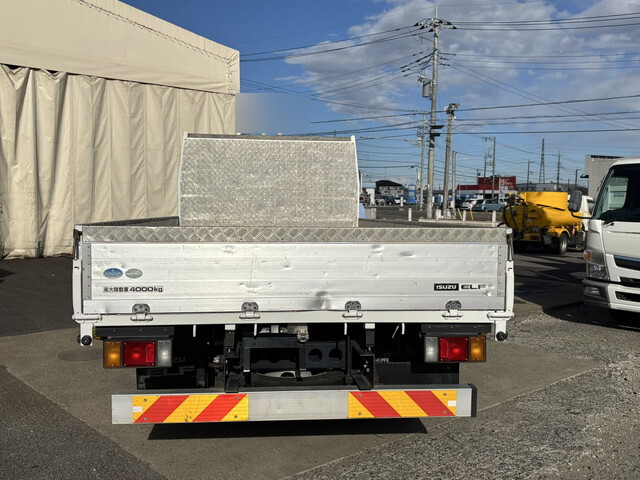 いすゞエルフアルミブロック小型（2t・3t）[写真05]