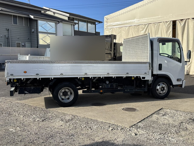 いすゞエルフアルミブロック小型（2t・3t）[写真06]