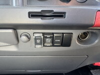 いすゞエルフ平ボディ小型（2t・3t）[写真13]