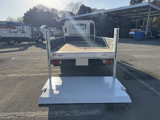 いすゞエルフ平ボディ小型（2t・3t）[写真18]