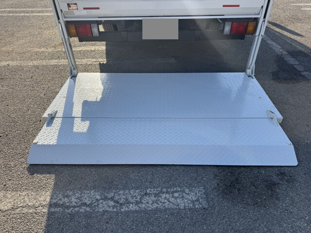 いすゞエルフ平ボディ小型（2t・3t）[写真20]