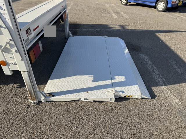 いすゞエルフ平ボディ小型（2t・3t）[写真21]