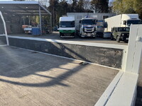 いすゞエルフ平ボディ小型（2t・3t）[写真25]