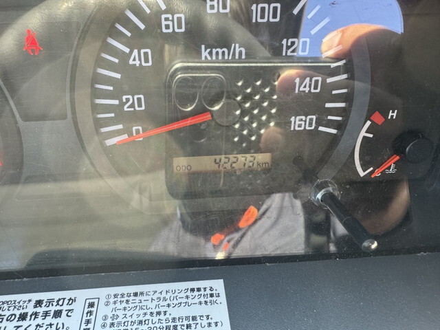 いすゞエルフ平ボディ小型（2t・3t）[写真08]