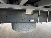 いすゞギガアルミウイング大型（10t）[写真34]