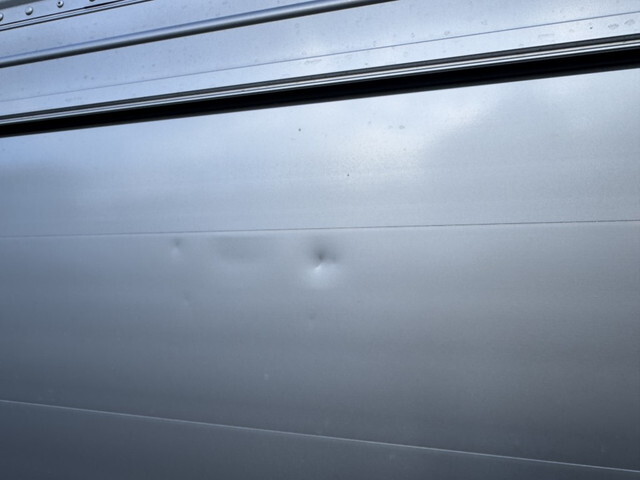 いすゞギガアルミウイング大型（10t）[写真36]