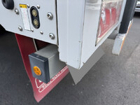 いすゞギガアルミウイング大型（10t）[写真41]