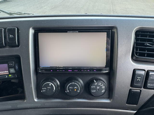 UDトラックスクオンアルミウイング大型（10t）[写真21]