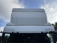 UDトラックスクオンアルミウイング大型（10t）[写真30]