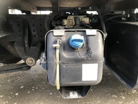 三菱ふそうキャンター平ボディ小型（2t・3t）[写真26]