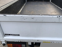 三菱ふそうキャンター平ボディ小型（2t・3t）[写真39]