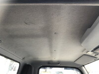 三菱ふそうキャンター平ボディ小型（2t・3t）[写真07]