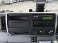 三菱ふそうキャンター平ボディ小型（2t・3t）[写真09]