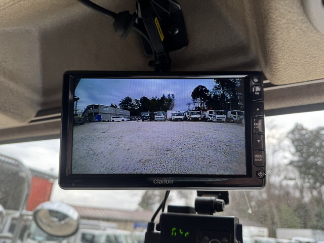 いすゞフォワードクレーン4段増トン（6t・8t）[写真10]