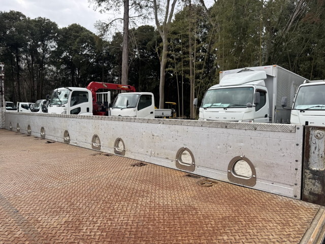 いすゞフォワードクレーン4段増トン（6t・8t）[写真20]