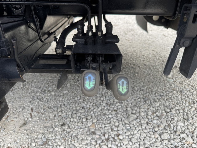 いすゞフォワードクレーン4段増トン（6t・8t）[写真25]