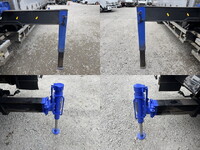 いすゞフォワードクレーン4段増トン（6t・8t）[写真41]