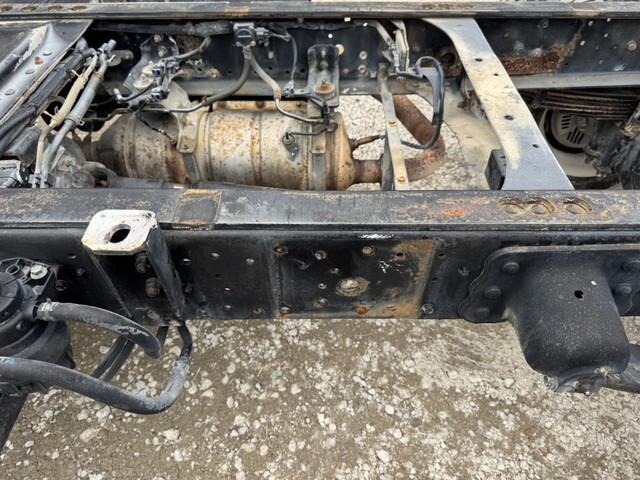 日野デュトロシャーシ小型（2t・3t）[写真17]