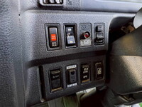 日野プロフィア冷蔵冷凍ウイング大型（10t）[写真13]