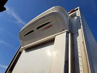 日野プロフィア冷蔵冷凍ウイング大型（10t）[写真30]