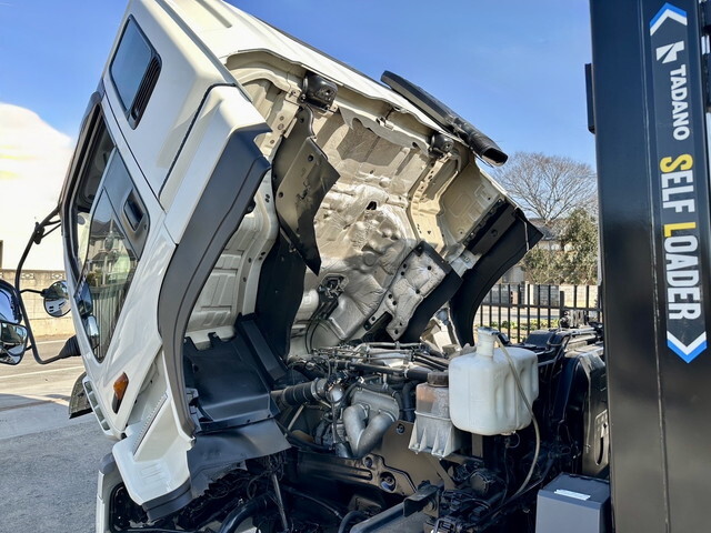 いすゞギガセルフローダー大型（10t）[写真11]