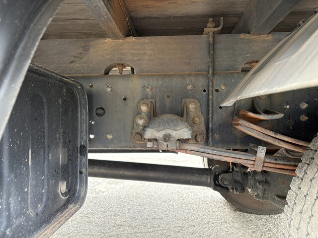 いすゞフォワードアルミブロック中型（4t）[写真12]