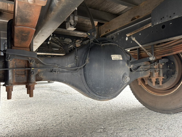 いすゞフォワードアルミブロック中型（4t）[写真14]