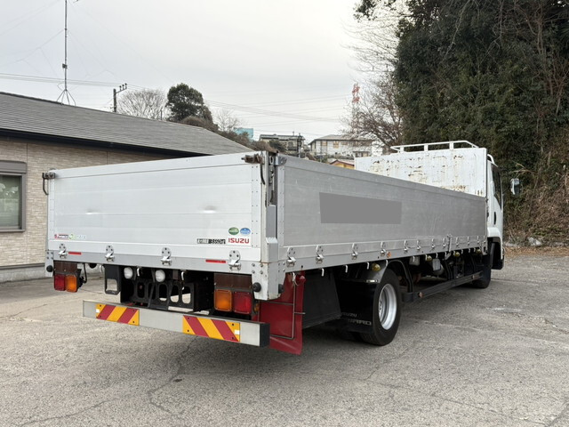 いすゞフォワードアルミブロック中型（4t）[写真03]