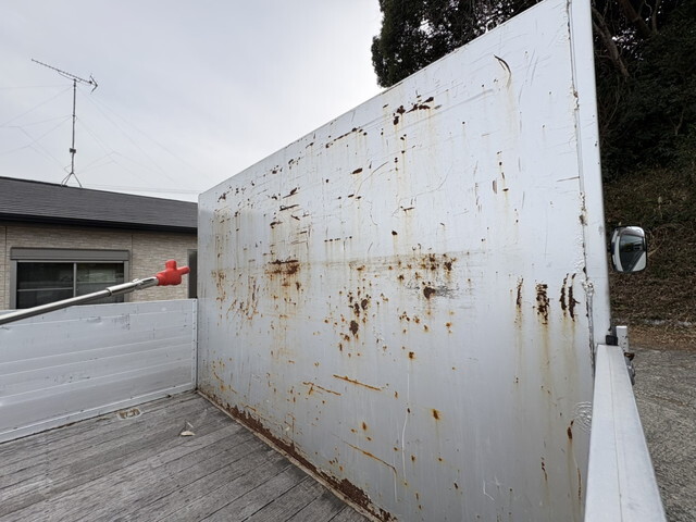 いすゞフォワードアルミブロック中型（4t）[写真40]