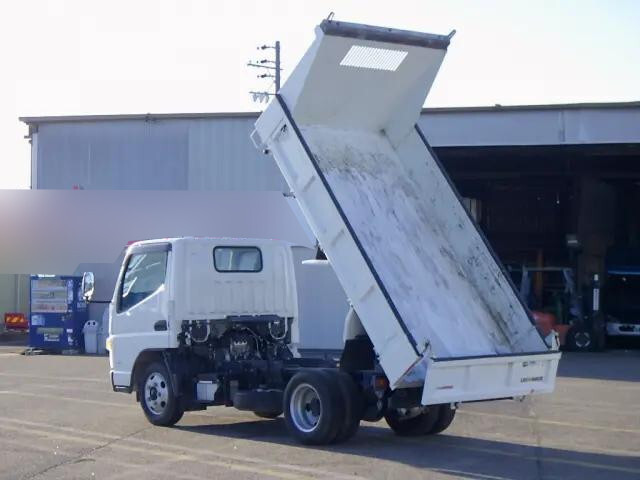 三菱ふそうキャンターダンプ小型（2t・3t）[写真16]