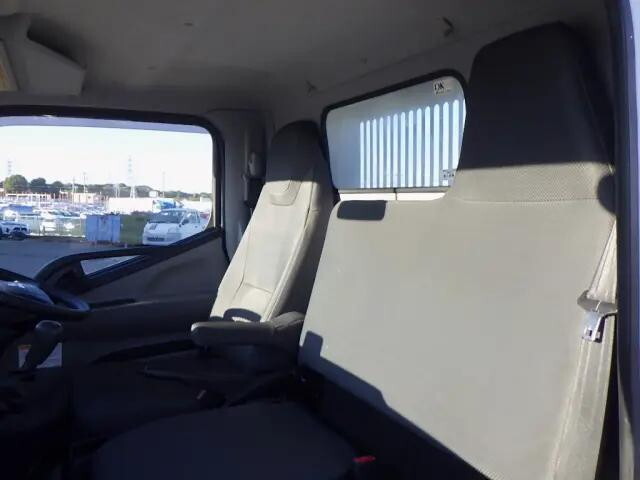 三菱ふそうキャンターダンプ小型（2t・3t）[写真21]