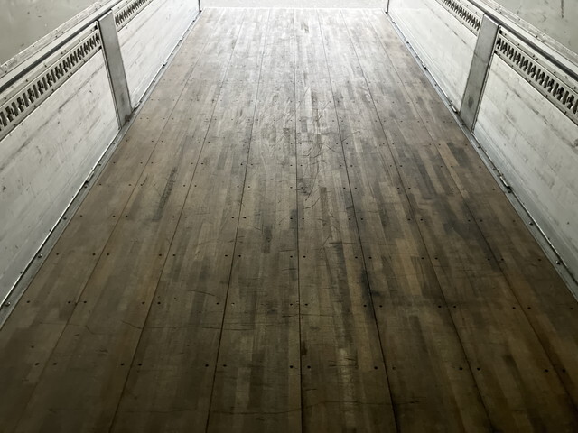 日野レンジャーアルミウイング中型（4t）[写真16]