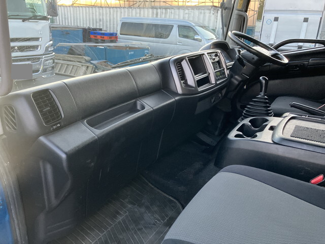 日野レンジャーアルミウイング中型（4t）[写真32]