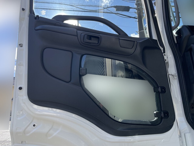 日野プロフィアアルミウイング大型（10t）[写真27]