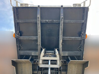 UDトラックスクオンダンプ大型（10t）[写真12]