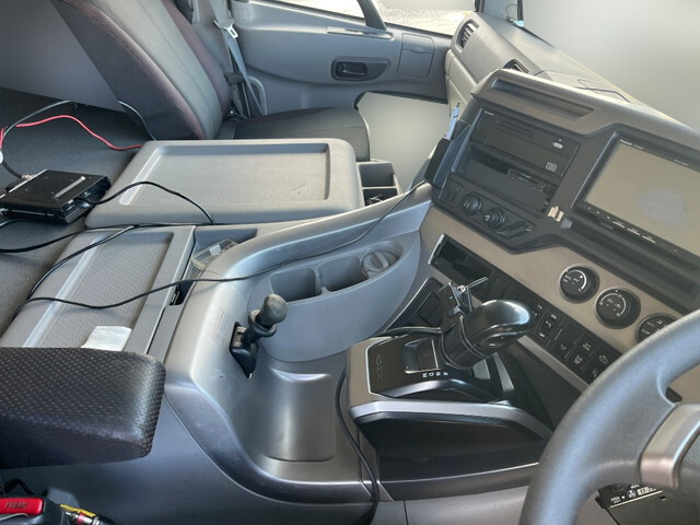 UDトラックスクオンダンプ大型（10t）[写真30]