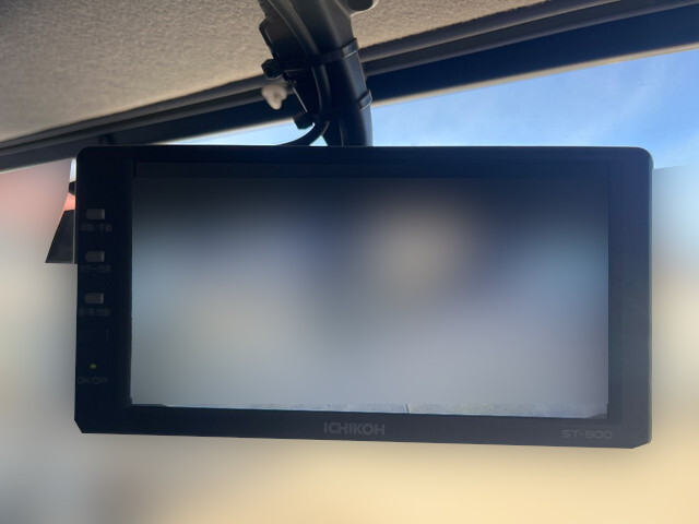 UDトラックスクオンダンプ大型（10t）[写真35]