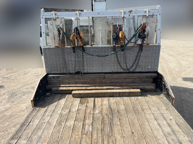 三菱ふそうファイターセルフクレーン3段増トン（6t・8t）[写真12]