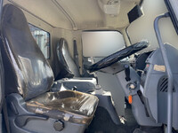 三菱ふそうファイターセルフクレーン3段増トン（6t・8t）[写真32]