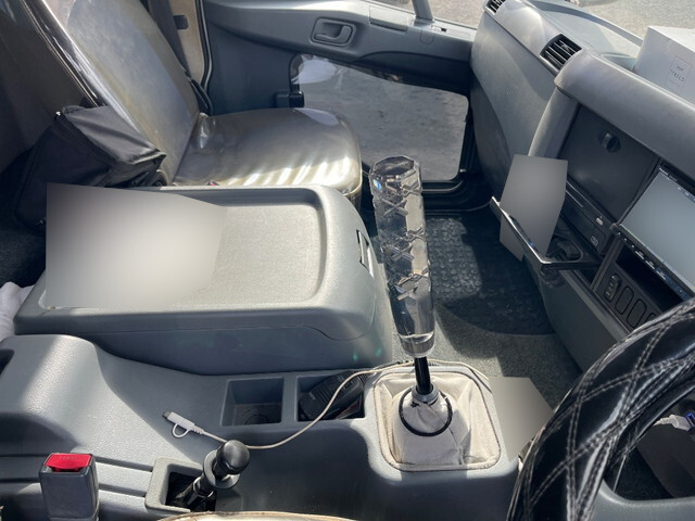 三菱ふそうファイターセルフクレーン3段増トン（6t・8t）[写真36]