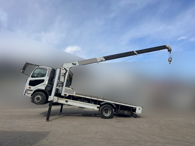 三菱ふそうファイターセルフクレーン3段増トン（6t・8t）[写真05]