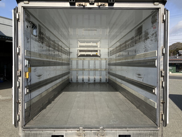 日野レンジャー冷凍車（冷蔵車）中型（4t）[写真10]