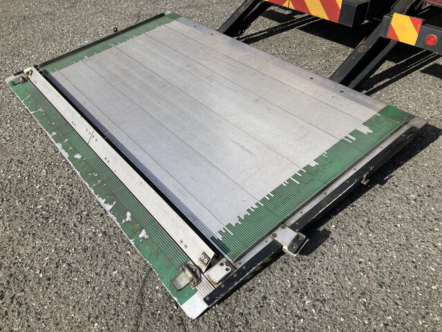 日野レンジャー冷凍車（冷蔵車）中型（4t）[写真19]