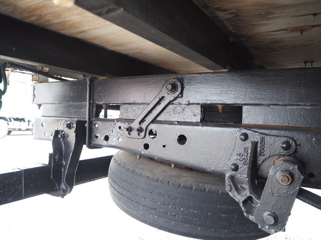 いすゞエルフクレーン4段小型（2t・3t）[写真23]