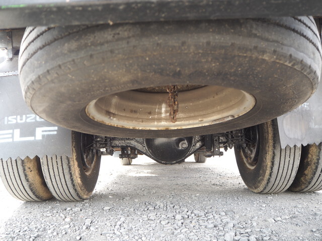 いすゞエルフクレーン4段小型（2t・3t）[写真24]