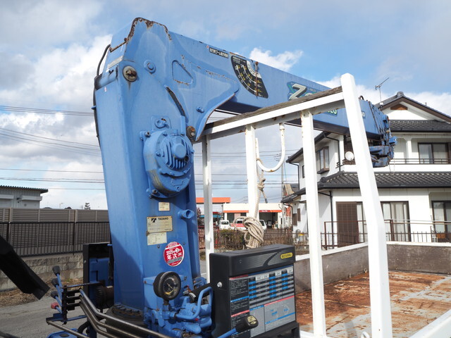 いすゞエルフクレーン4段小型（2t・3t）[写真31]