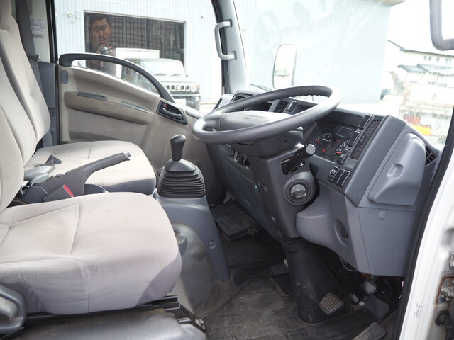 いすゞエルフクレーン4段小型（2t・3t）[写真34]